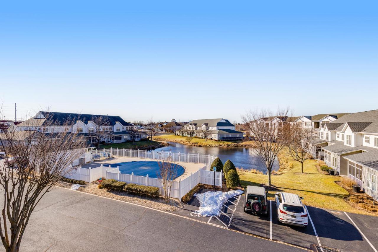At Bay Crossing - 34670 Circle Unit #2304 Lewes